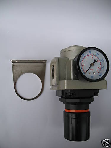 Air Regulator 3/4" NPT, 8000 L/min c/w Bracket & 60 psi Gauge